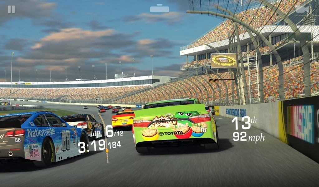 Real Racing 3 screenshot 4